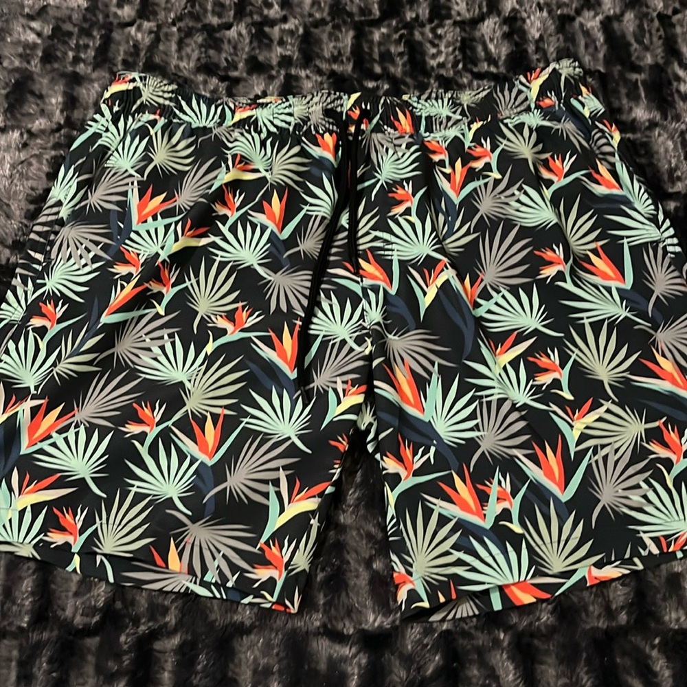 MeUndies Swim Trunks - size XL.